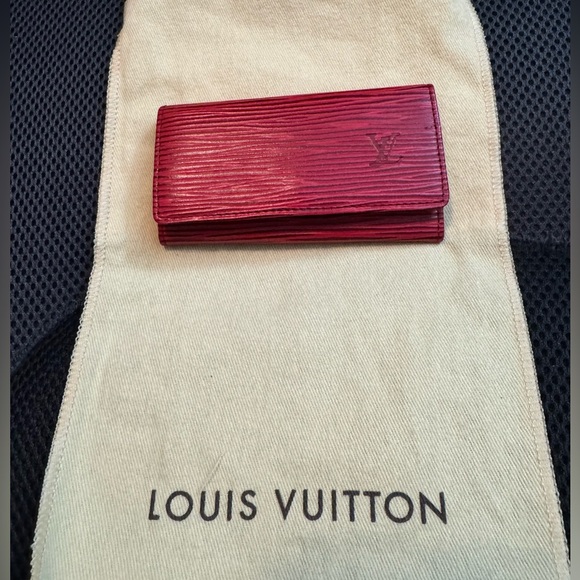 🙏Louis Vuitton Epi Key Cles 4’s - Picture 10 of 11